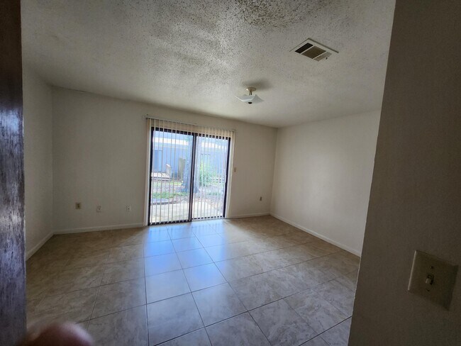 Foto del edificio - 151 Scottwood Dr SE
