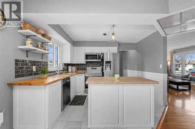 Photo du bâtiment - 310 Superior St