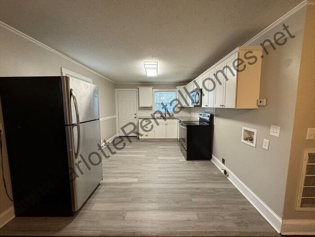 Foto del edificio - 3 bedroom 1 bathroom home in Gastonia!