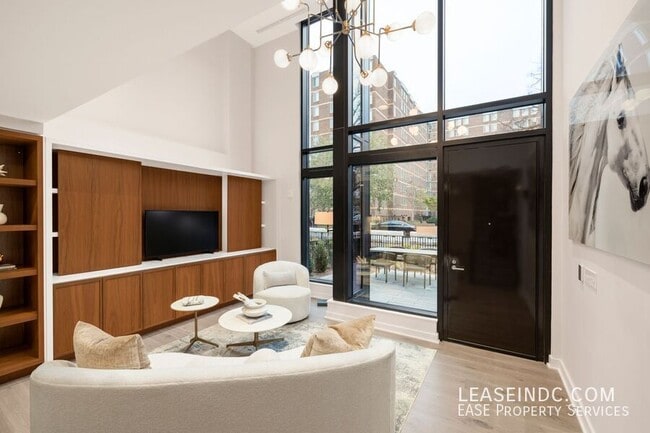 Foto del edificio - 1332 8th St NW