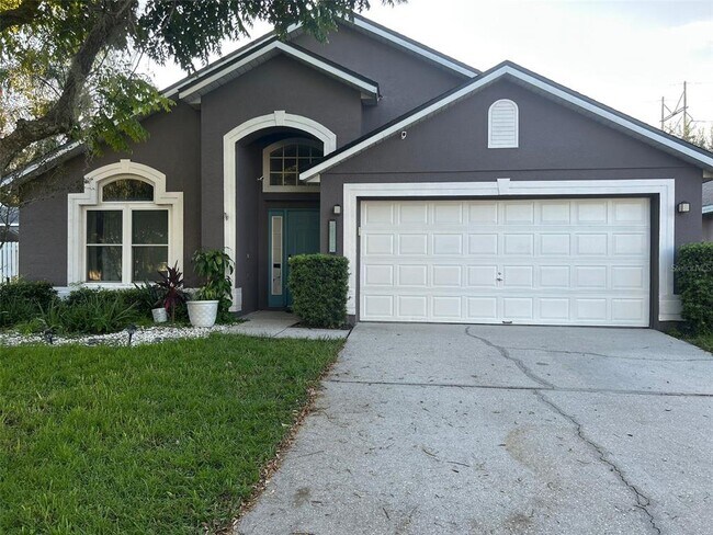 Foto del edificio - 4528 Raintree Ridge Rd