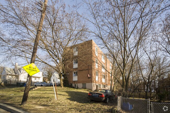 Foto del edificio - 3615 B St SE