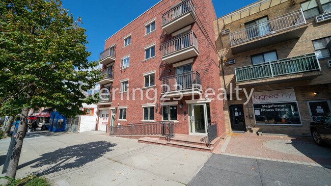 Building Photo - 2707 23rd Ave