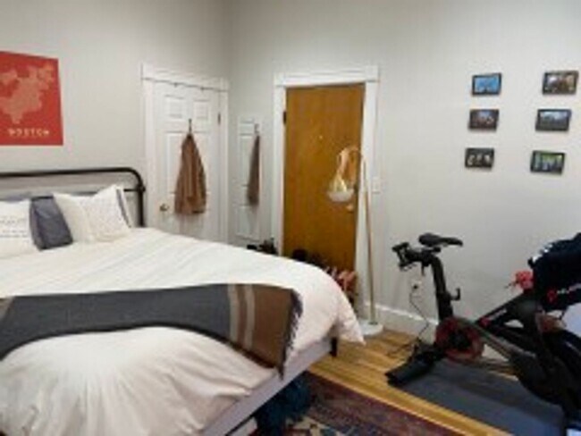 Foto del edificio - Central Square - Central AC - Updated - On site Laundry - Bike Storage