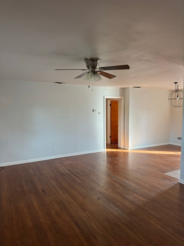 Foto del edificio - 619 Highland Ave