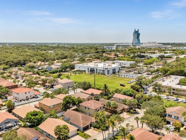 Foto del edificio - 3844 SW 53rd St