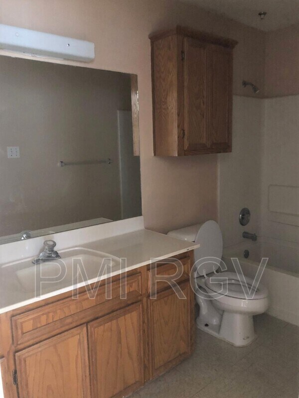 Foto del edificio - 2021 Villa Linda Ave