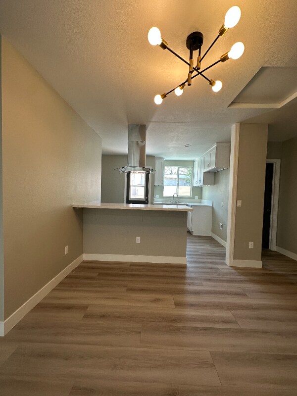 Building Photo - 5518 Via Corona St