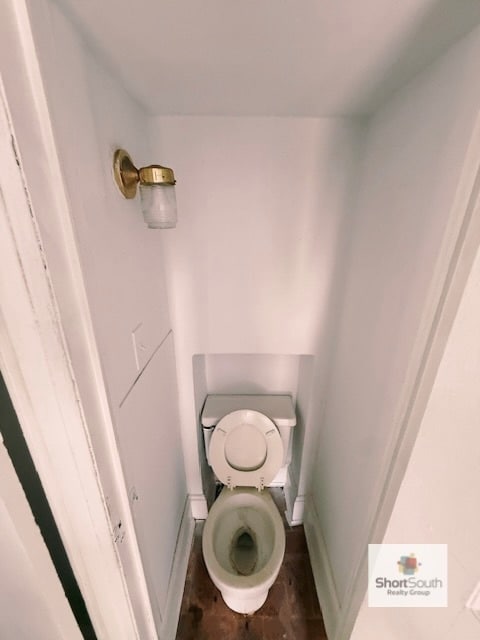 Building Photo - Updated 3 bed 1.5 bath townhome in Muskegon