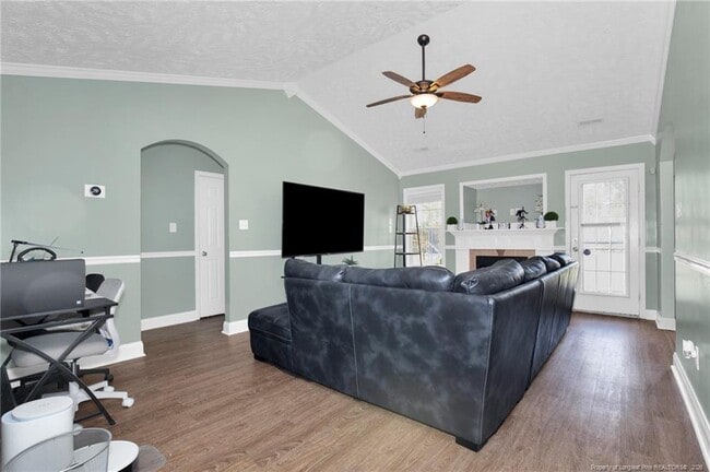 Foto del edificio - 674 Copper Creek Dr