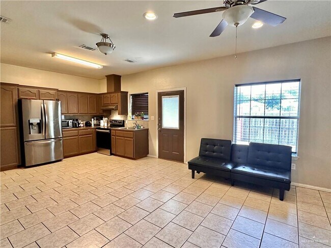 Foto del edificio - 11 Phoenix St