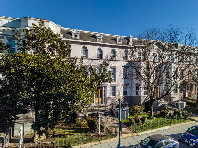 Building Photo - 1519-1527 Park Rd NW