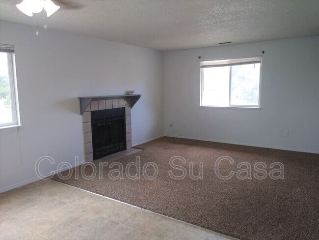 Building Photo - 1855 Zebulon Dr