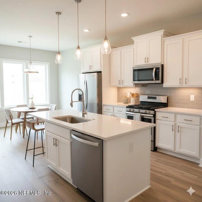 Foto del edificio - 3540 Datura St