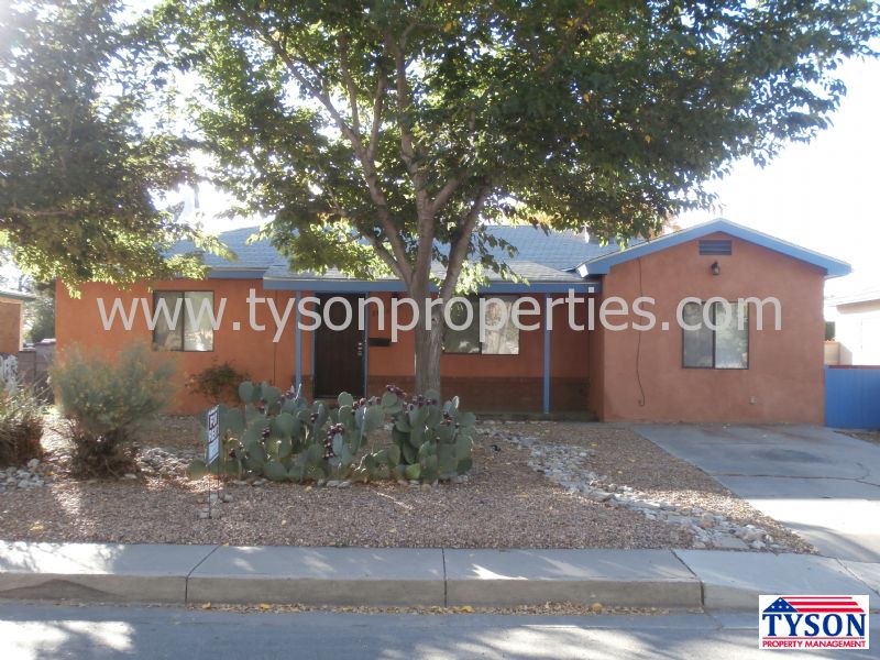 Primary Photo - 2025 Alvarado Dr NE
