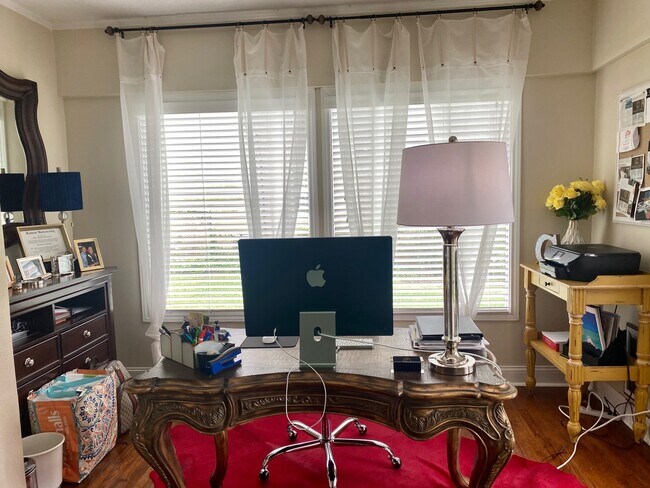 Foto del edificio - 693 N 23rd St