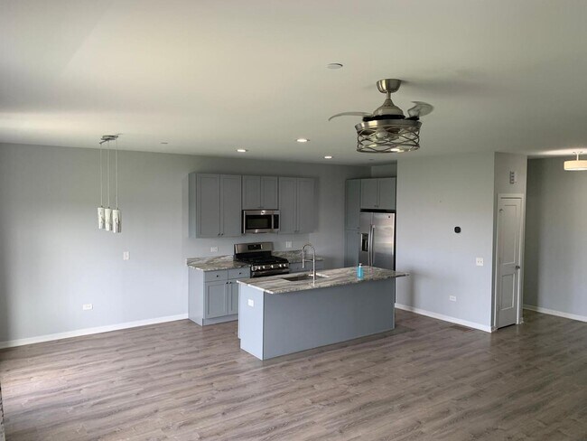 Foto del edificio - 906 Gillespie Ln