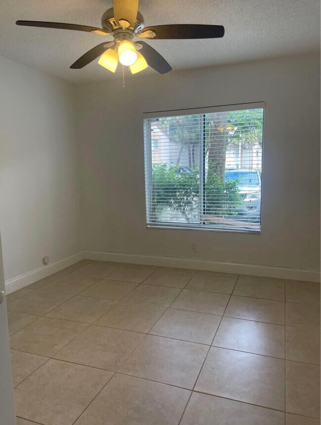 Habitación principal - 9440 SW 140th Ct