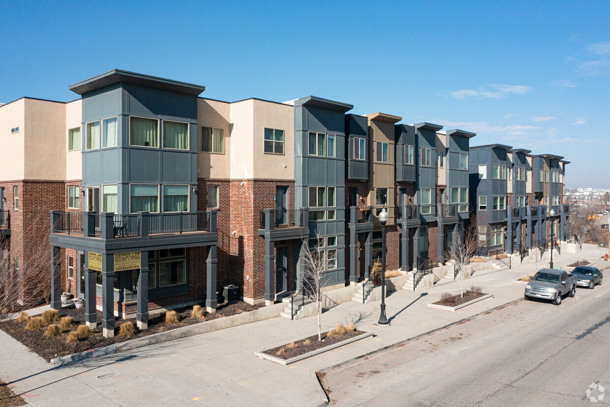 Primary Photo - Birkhill Townhomes