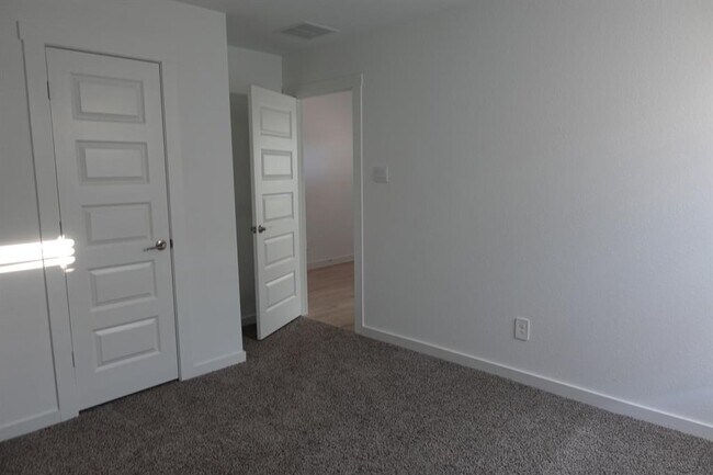 Foto del edificio - 29926 Ousel Falls Ln