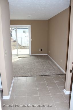 Building Photo - 2406 Charolais Ln