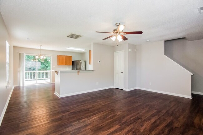 Foto del edificio - 11202 Northwoods Forest Dr