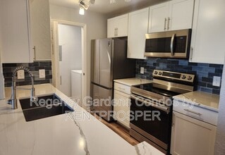Building Photo - 4301 Lizshire Ln