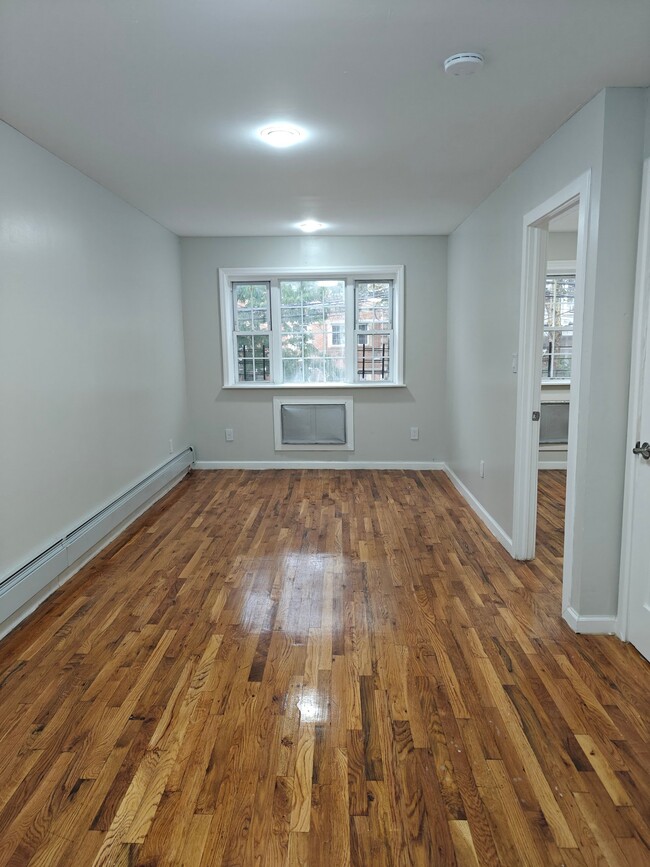 Photo - 106-30 156th St (Queens, NY) Apartment