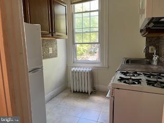 Primary Photo - 122 Walnut Ave