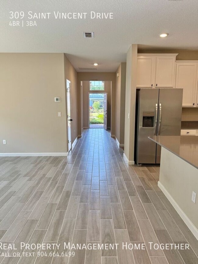 Building Photo - 309 St Vincent Dr