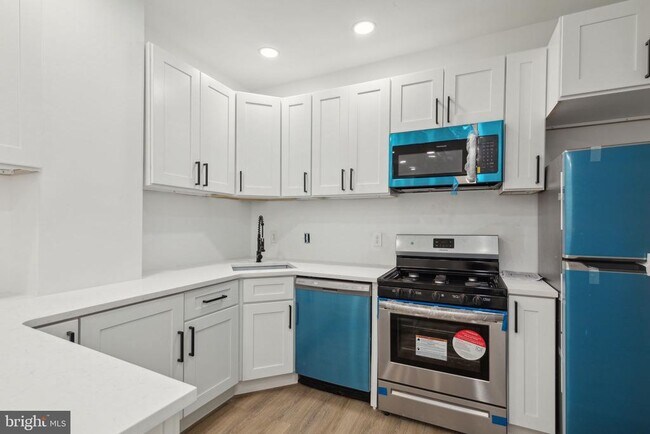 Foto del edificio - 4928 Walton Ave