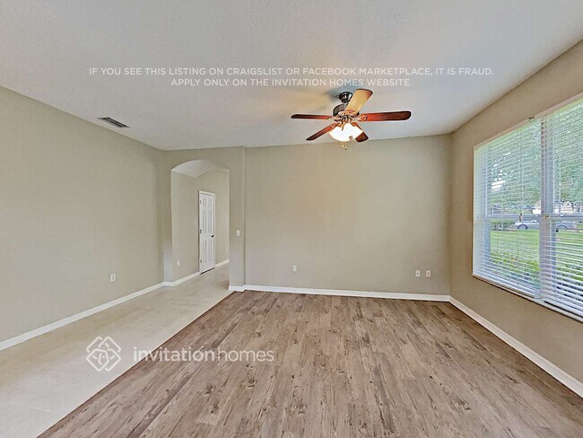 Foto del edificio - 612 Ashwell Ct