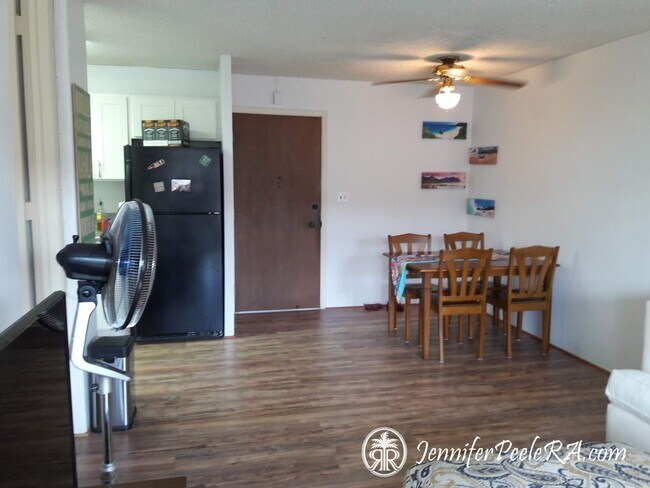 Building Photo - Covered Parking Stall, Large Private Lanai...
