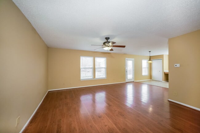 Foto del edificio - 13227 N Etna Green Dr