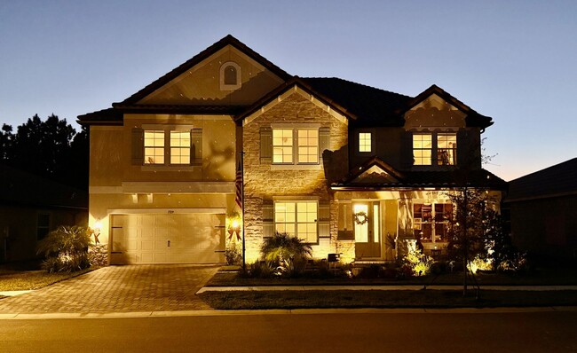 Foto del edificio - 1729 Drummond Pt