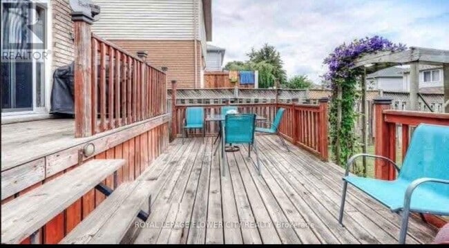 Photo du bâtiment - 53 Bush Clover Crescent