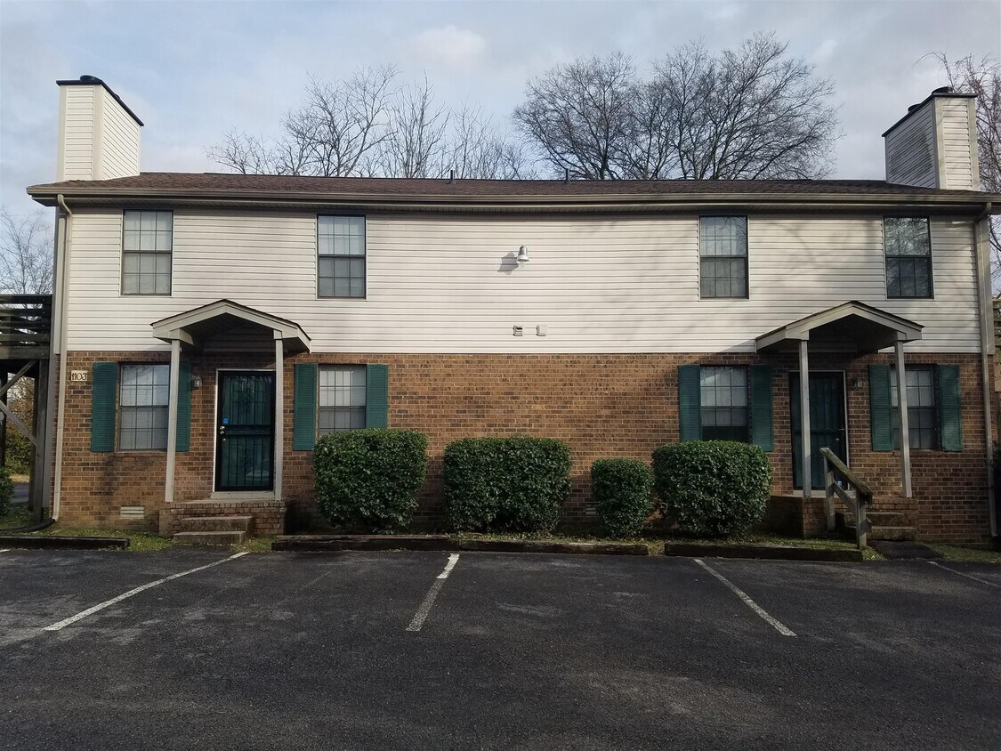 Primary Photo - 1103 Westchester Dr