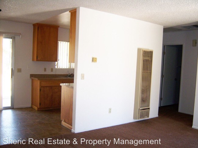 Building Photo - 7455 Fox Trl