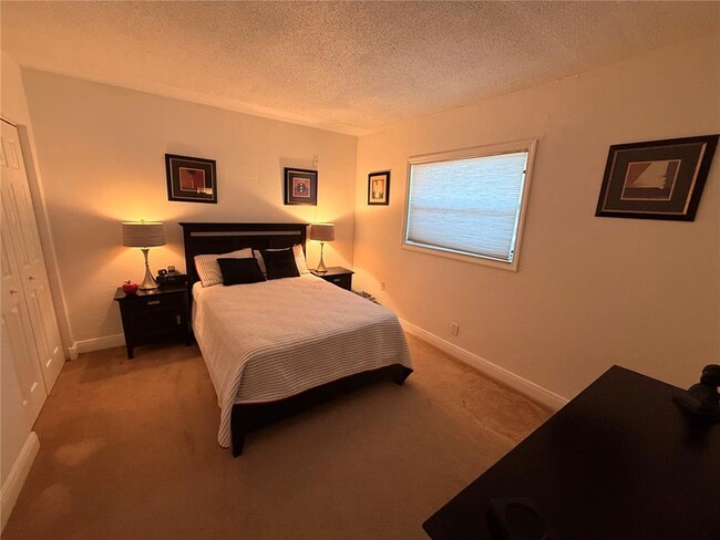 Foto del edificio - 4061 N Dixie Hwy