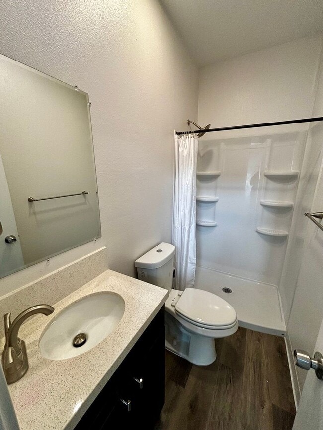 Building Photo - Upgraded 1 Bed/1 Bath