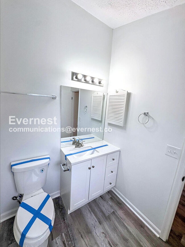 Foto del edificio - 6157 St Christophers Ct