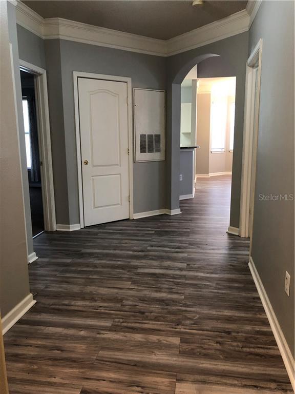 Building Photo - 10504 Villa View Cir