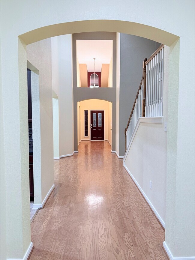 Building Photo - 15114 Magnoliabough Pl