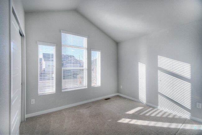 Foto del edificio - 7463 Lewis Clark Trl