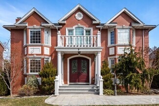 Building Photo - 45 Nassau Rd