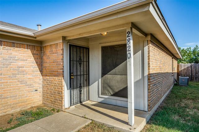 Foto del edificio - 2820 Ridgecrest Dr