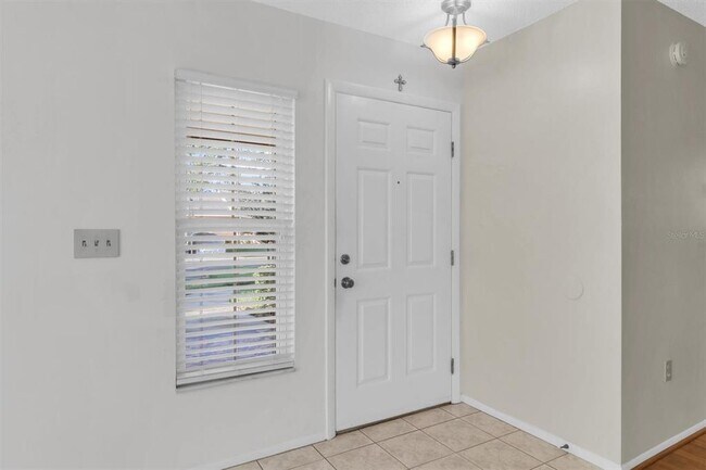 Foto del edificio - 4814 Grist Mill Cir