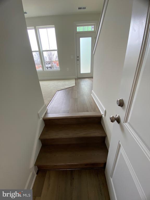 Foto del edificio - 600 Watermans Dr