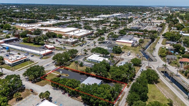 Foto del edificio - 2624 S US Hwy 1