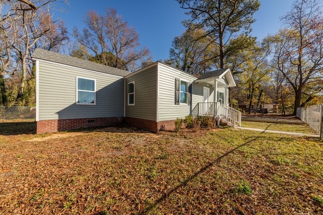 Building Photo - Welcome to this beautiful newly renovated 3-bedroom home!